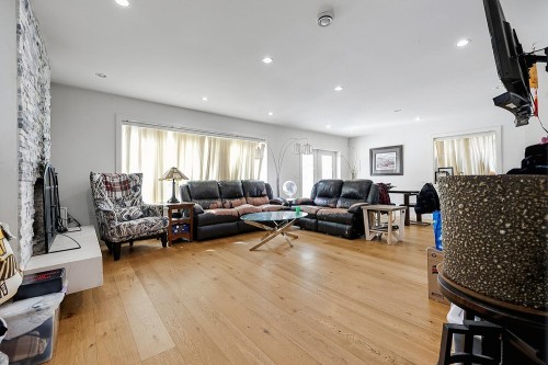 5430 Melbourne Street, Vancouver, BC - Indoor Photo Showing Living Room