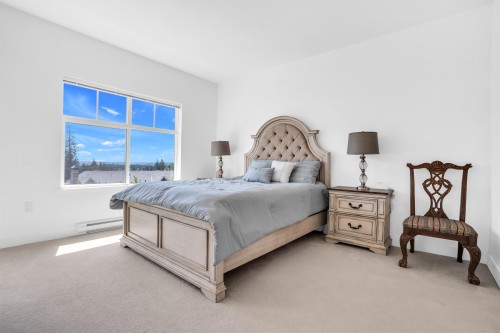 144-3529 Baycrest, Coquitlam, BC - Indoor Photo Showing Bedroom