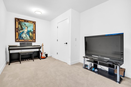 144-3529 Baycrest, Coquitlam, BC - Indoor