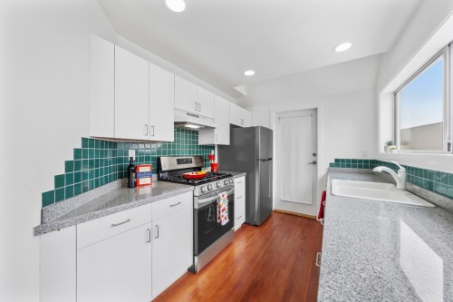28 Passage Island, Vancouver, BC 