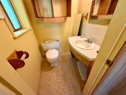 6787 Sechelt Inlet Road, Sechelt, BC 