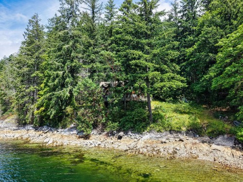 6787 Sechelt Inlet Road, Sechelt, BC 