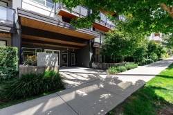 206-707 Como Lake Avenue  Coquitlam, BC V3J 0J5