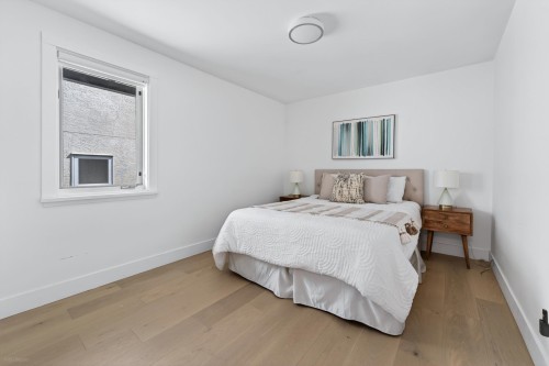 4377 12Th Avenue W, Vancouver, BC 