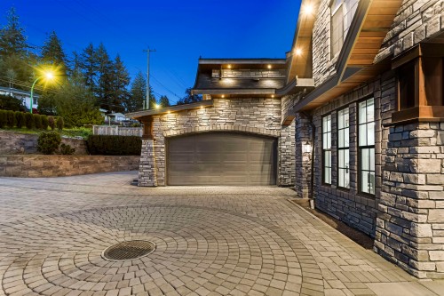 8656 Gilley Avenue, Burnaby, BC 