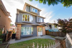 4885 Baldwin Street  Vancouver, BC V5N 5B8
