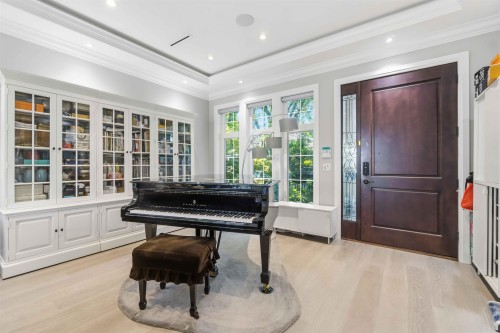 3537 18Th Avenue W, Vancouver, BC 