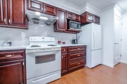 1xxx Charland Avenue Coquitlam, BC V3K 3L1