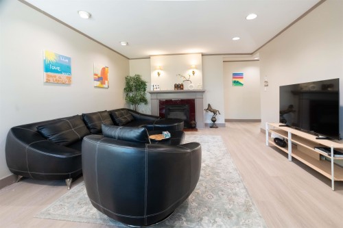 3870 17Th Avenue W, Vancouver, BC 