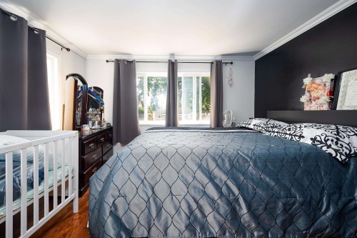 10240 Algonquin Drive, Richmond, BC - Indoor Photo Showing Bedroom