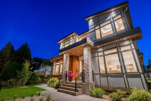 1111 Dublin Street  New Westminster, BC V3M 2Z1