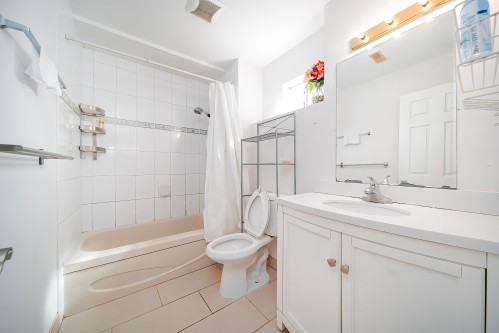 1269 Michigan Drive, Coquitlam, BC - Indoor Photo Showing Bathroom