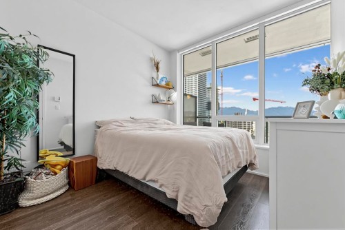2611-1955 Alpha Way, Burnaby, BC - Indoor Photo Showing Bedroom