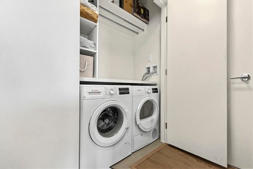 2611-1955 Alpha Way, Burnaby, BC - Indoor Photo Showing Laundry Room