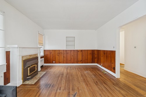1830 33Rd Avenue W, Vancouver, BC - Indoor With Fireplace