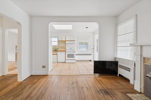 1830 33Rd Avenue W, Vancouver, BC - Indoor