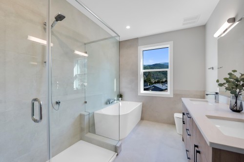 1352 Judd Road, Squamish, BC 