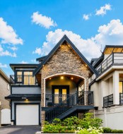 325A Fenton Street New Westminster, BC V3M 5J1