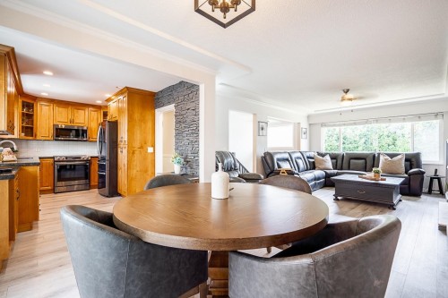 207 Mundy Street, Coquitlam, BC 