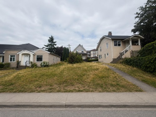 1243 Broadway E, Vancouver, BC 