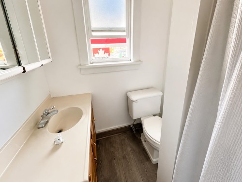 1257 Broadway E, Vancouver, BC 