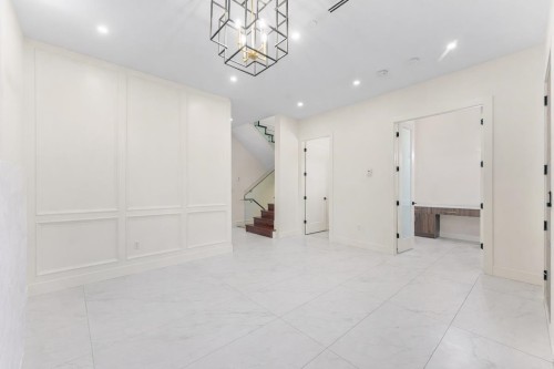 2719 46Th Avenue E, Vancouver, BC 