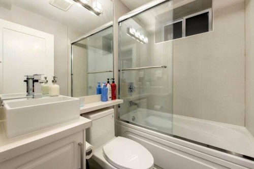 100 E 48Th Avenue, Vancouver, BC 
