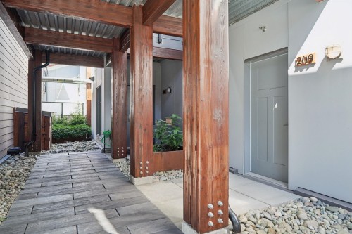 209-12088 3Rd Avenue, Richmond, BC 