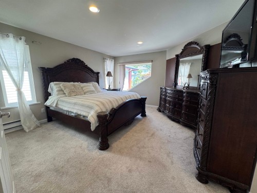 1416 Purcell Drive, Coquitlam, BC - Indoor Photo Showing Bedroom