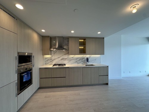 24F-4890 Lougheed Highway, Burnaby, BC 