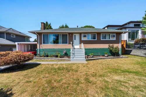2119 Monterey Avenue, Coquitlam, BC - Outdoor