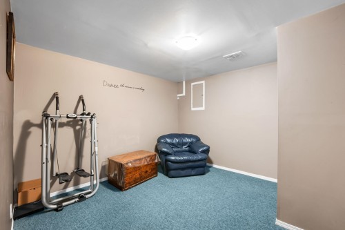 2119 Monterey Avenue, Coquitlam, BC - Indoor Photo Showing Gym Room