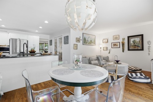 23711 106 Avenue, Maple Ridge, BC - Indoor Photo Showing Dining Room