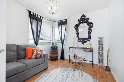 23711 106 Avenue, Maple Ridge, BC - Indoor