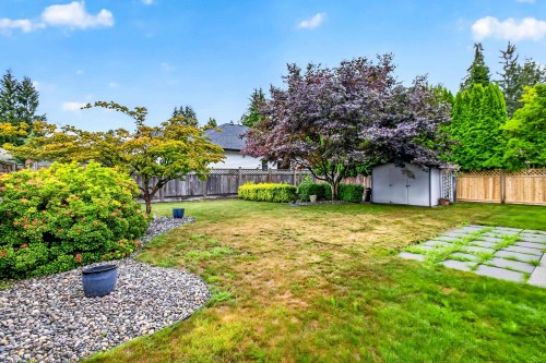 22861 127 Avenue, Maple Ridge, BC - Outdoor With Backyard