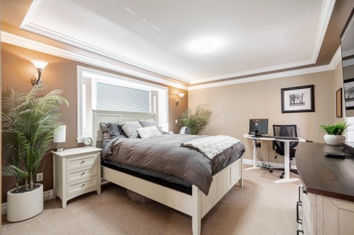 24330 102 Avenue, Maple Ridge, BC - Indoor Photo Showing Bedroom
