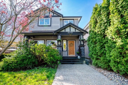 24330 102 Avenue, Maple Ridge, BC - Outdoor