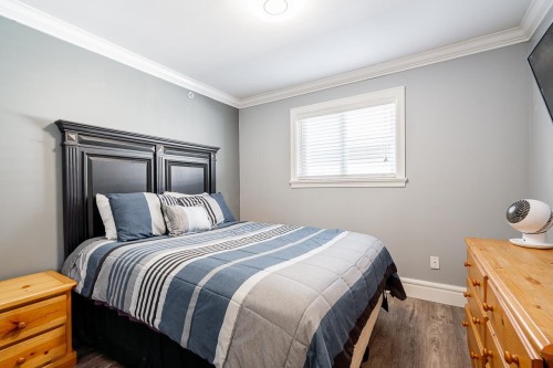 24330 102 Avenue, Maple Ridge, BC - Indoor Photo Showing Bedroom
