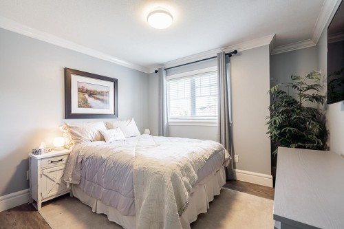 24330 102 Avenue, Maple Ridge, BC - Indoor Photo Showing Bedroom