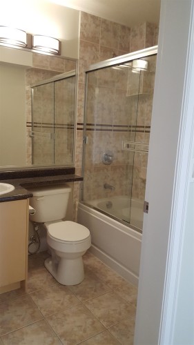 1425 Cornell Avenue, Coquitlam, BC - Indoor Photo Showing Bathroom