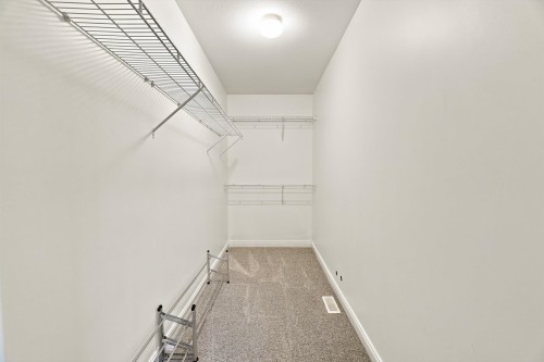 121-21868 Lougheed Highway, Maple Ridge, BC 