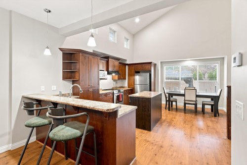 121-21868 Lougheed Highway, Maple Ridge, BC 