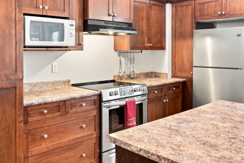 121-21868 Lougheed Highway, Maple Ridge, BC 