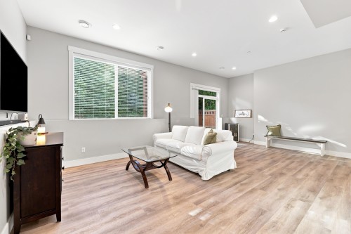 11053 Buckerfield Drive, Maple Ridge, BC - Indoor