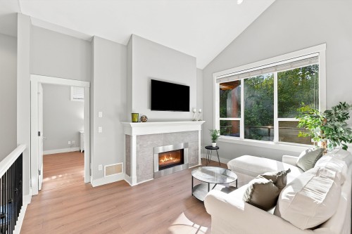 11053 Buckerfield Drive, Maple Ridge, BC - Indoor With Fireplace