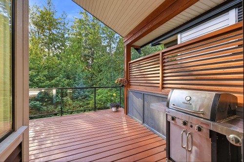 11053 Buckerfield Drive, Maple Ridge, BC - Outdoor With Exterior