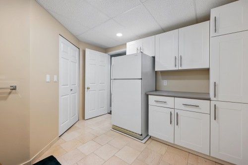 24089 Lougheed Highway, Maple Ridge, BC - Indoor Photo Showing Other Room