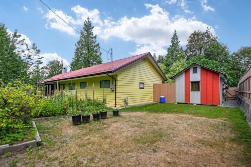 24089 Lougheed Highway, Maple Ridge, BC - Outdoor