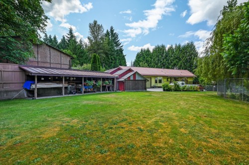 24089 Lougheed Highway, Maple Ridge, BC - Outdoor