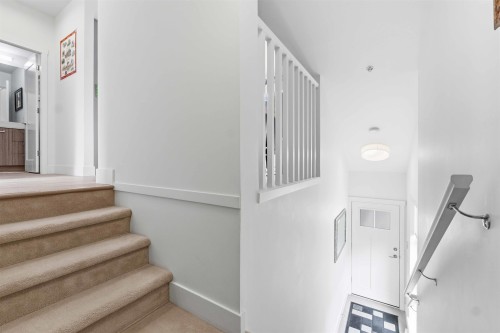 21-24076 112 Avenue, Maple Ridge, BC - Indoor
